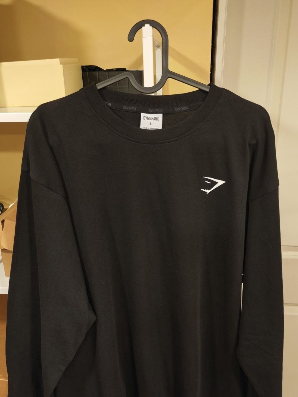 Gymshark Black Long Sleeve Logo Sweatshirt